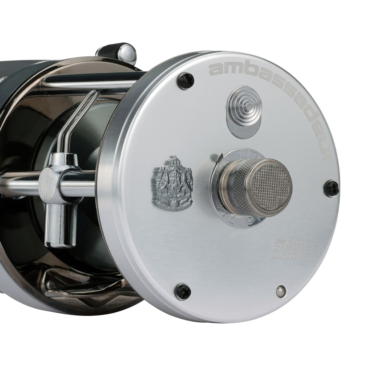 Ambassadeur® C3 7000 Round Reel